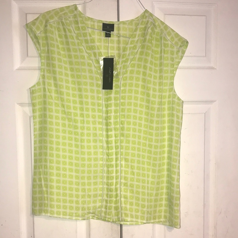 NWT Women’s Patterned Worthington Top